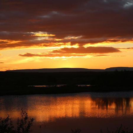 Asholl Guesthouse - Farmstay Akureyri Ngoại thất bức ảnh