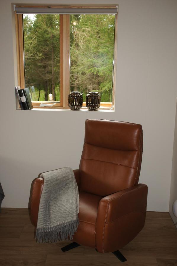 Asholl Guesthouse - Farmstay Akureyri Ngoại thất bức ảnh