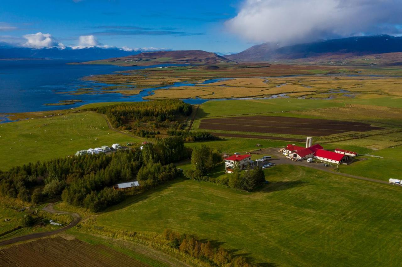 Asholl Guesthouse - Farmstay Akureyri Ngoại thất bức ảnh